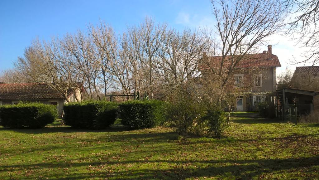Chambres D'Hotes Au Grillon Dort Moustey Exteriör bild