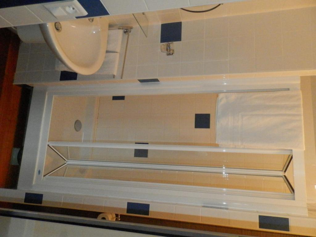 Chambres D'Hotes Au Grillon Dort Moustey Rum bild